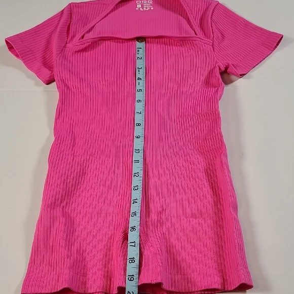 OQQ Pink Women's Ribbed Romper NWOT Small - Picture 6 of 9